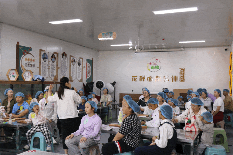 小彩桥的61 与你童乐 趣玩BOBO！